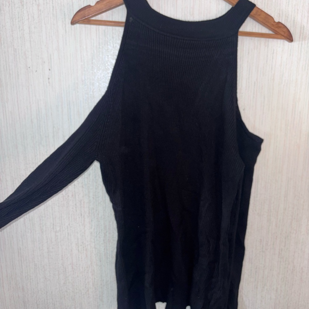 3/$15 Black Cold Shoulder Blouse